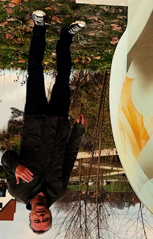 Guillaume Bottazzi enameled  on a green corridor, Bondues